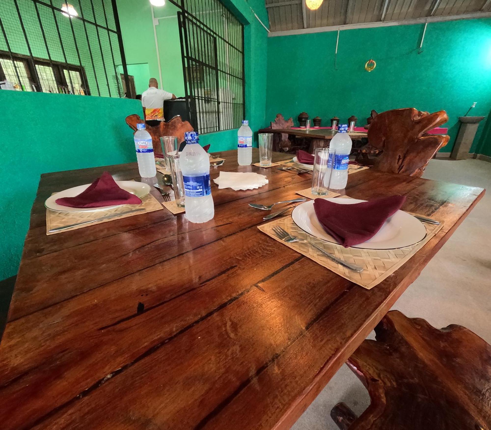 Spice Village Hotel & Restaurant Habarana Bagian luar foto