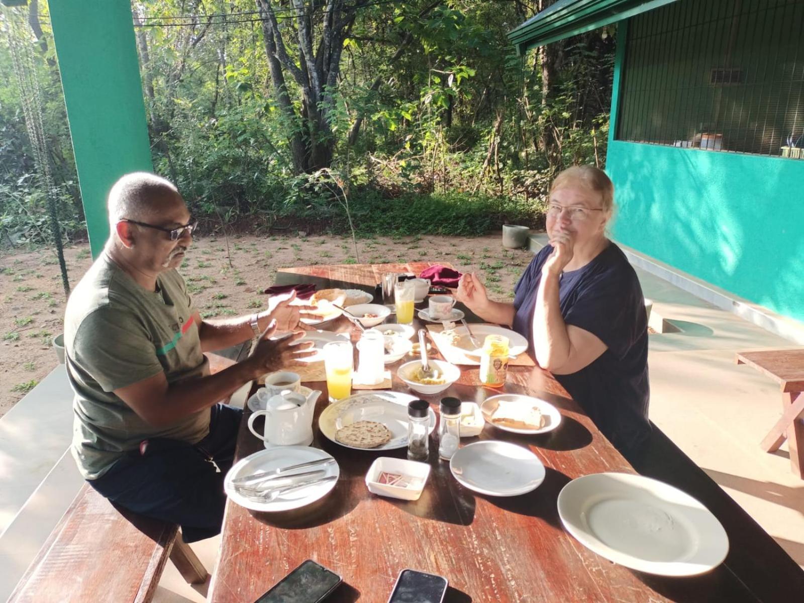 Spice Village Hotel & Restaurant Habarana Bagian luar foto