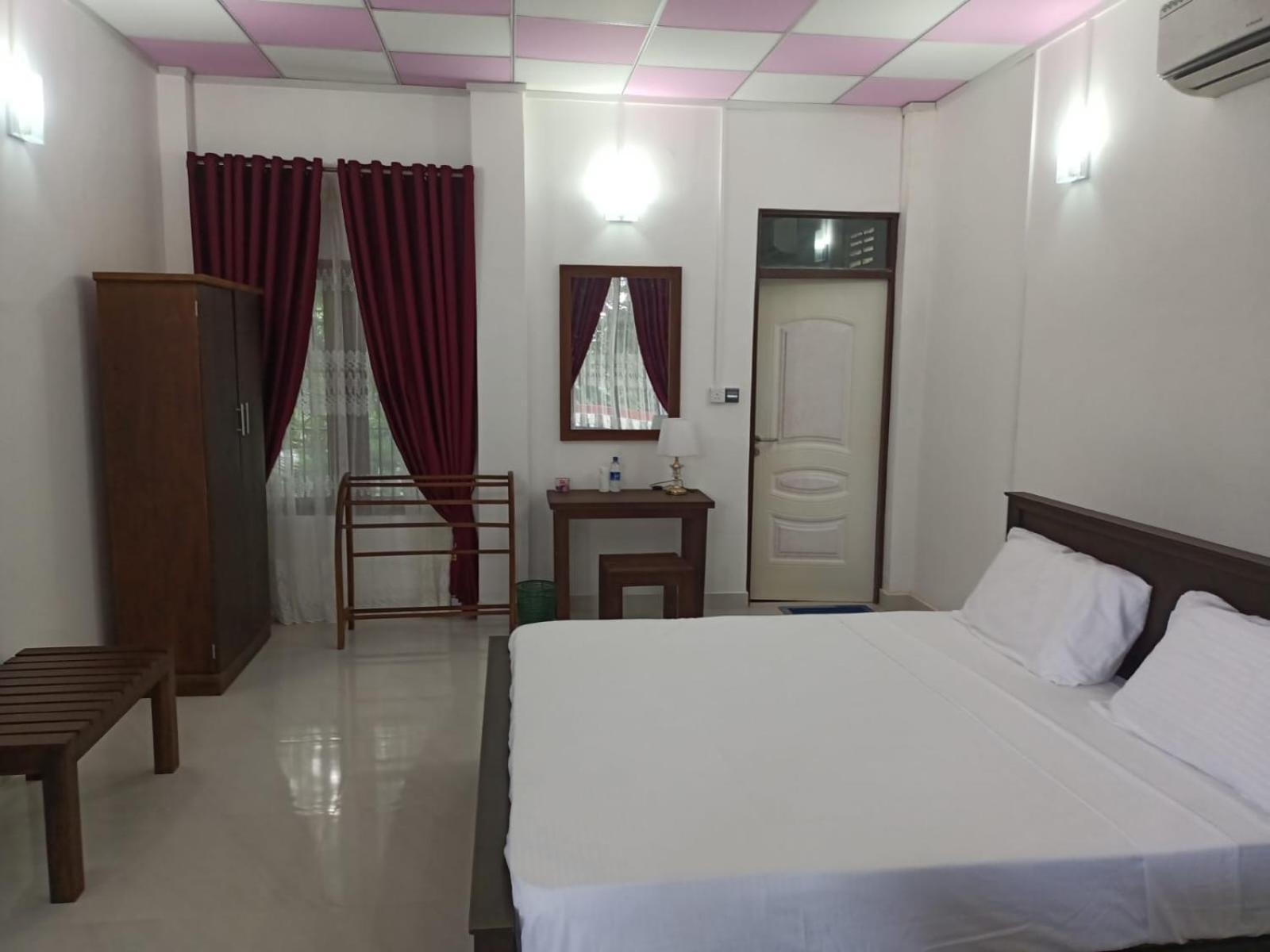 Spice Village Hotel & Restaurant Habarana Bagian luar foto
